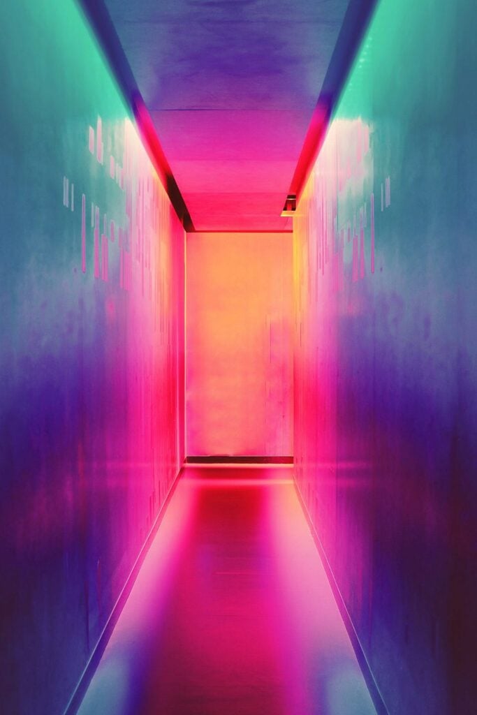 Efe Kurnaz 315384 Unsplash - Udi Glaser guitar